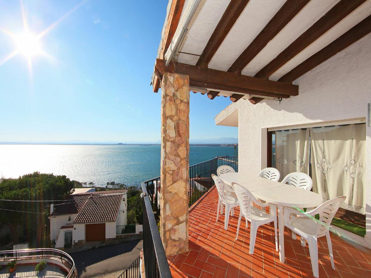 Joan Sarda By Interhome *